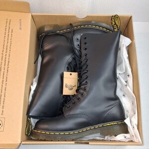 Dr. Marten 1914 Black Smooth Leather Lace Up Boots
